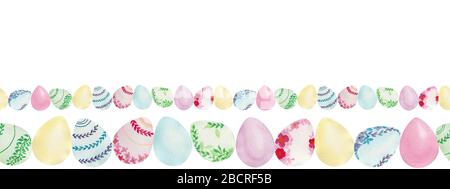 Bordure ornementale de Pâques avec de jolis œufs de Pâques, bordure transparente aux aquarelles avec des œufs de couleur pastel sur blanc Banque D'Images