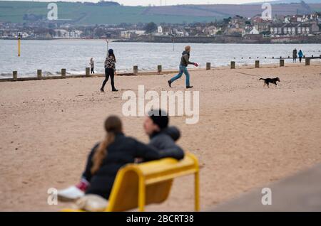 Portobello, Édimbourg, Écosse, Royaume-Uni. 5 avril 2020. Images de la promenade de Portobello le deuxième dimanche du verrouillage du coronavirus au Royaume-Uni. Banque D'Images