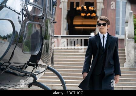 Artemis Fhibou est un prochain film d'aventure de science-fiction américain basé sur le roman de 2001 du même nom d'Eoin Colfer. Cette photographie est destinée à un usage éditorial uniquement et est le copyright de la société de film et/ou du photographe assigné par la société de production ou de film et ne peut être reproduite que par des publications en conjonction avec la promotion du film ci-dessus. Un crédit obligatoire pour la société de films est requis. Le Photographe doit également être crédité s'il est connu. Banque D'Images