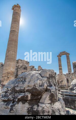 Les ruines du temple d'Apollo dans l'ancienne ville de Didim, en Turquie Banque D'Images