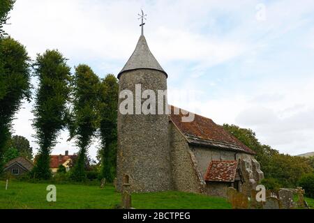 La tour ronde de l'église de la Southease a 900 ans. Southease, Sussex, Royaume-Uni Banque D'Images