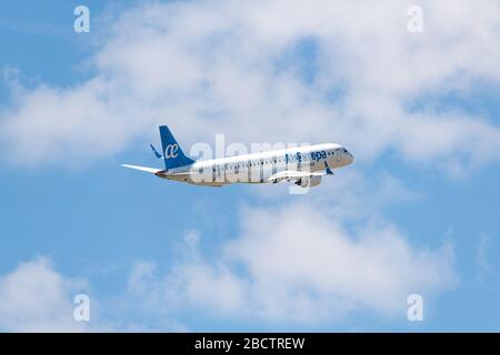 MADRID, ESPAGNE - 14 AVRIL 2019 : Air Europa Airlines Boeing 737 NG / Max avion de passagers à partir de l'aéroport international de Madrid-Barajas Adolfo su Banque D'Images