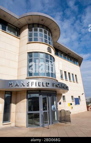 Extérieur du poste de police de Mansfield, Mansfield Notinghamshire Angleterre Royaume-Uni Banque D'Images