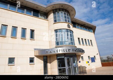 Extérieur du poste de police de Mansfield, Mansfield Notinghamshire Angleterre Royaume-Uni Banque D'Images