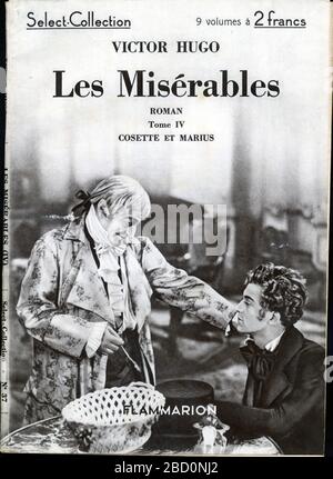 PREMIÈRE DE COUVERTURE. VICTOR HUGO. LES MISÉRABLES. TOME 4. COSETTE ET MARIUS. SEPTEMBRE 1934. Banque D'Images