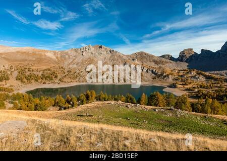 France - Provence - Haut Verdon - Lac Allos en version automne Banque D'Images