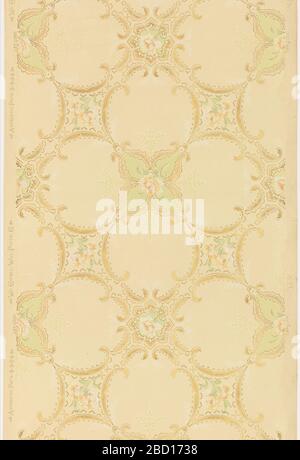 Papier de plafond. Recherche sur le modèle ProgressLarge trellis d'huiles de quatrefoils alternées et de formes diamantées avec côtés concaves. Les deux formes sont soulignées par un scrollwork foliant et contiennent de grandes fleurs de couleur crème. Les brins de feuilles sont légèrement rendus, symétriques et germent à partir de points et de coins. Papier de plafond Banque D'Images