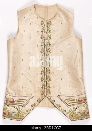 Gilet de costume. Recherche dans le gilet ProgressGentleman en taffeta blanc crème dans un style cutaway et sans pinces avec rabats de poche en forme de forme. Le devant est brodé dans de petites branches de fleurs détachées tandis que le centre avant a des fleurs bleues et roses avec de longues feuilles vertes. Gilet de costume Banque D'Images