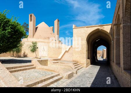 Réservoir de récupération du vent et d'eau, Meybod Caravanserai, Meybod, province de Yazd, Iran, Moyen-Orient Banque D'Images