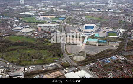 Vue aérienne depuis le nord du campus Etihad et de la Manchester Regional Arena, complexe sportif, Manchester Banque D'Images