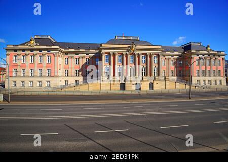 Potsdam City Palace, Potsdamer Bruhl, siège du gouvernement de l'état de Brandebourg, Potsdam, Brandebourg, Allemagne Banque D'Images