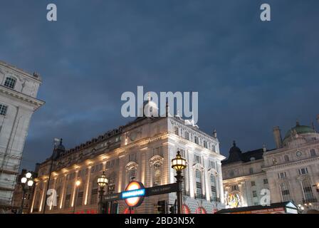 Piccadilly Circus Station, London Underground Ltd, Piccadilly Circus, Londres, W1J 9 ch. Banque D'Images