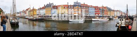 Façades panoramiques du centre-ville de Copenhague. Zone Nyhavn. Danemark Banque D'Images