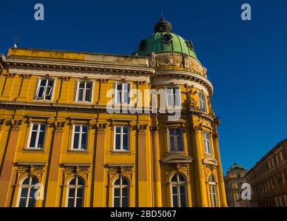 Le palais du XIXe siècle Ploech à Rijeka, dans le comté de Primorje-Gorski Kotar, en Croatie Banque D'Images