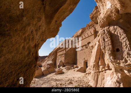 Tombes nabatéennes sculptées dans le rocher d'Al Bad, en Arabie Saoudite Banque D'Images