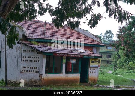 12 juin 2013 poste mundgod tibétain, complexe de village uttara kannada, karnataka, inde, asie Banque D'Images