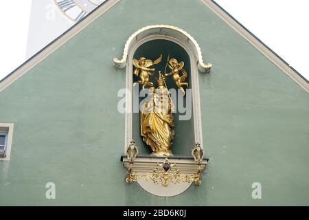Straubing est une ville bavaroise basse avec une vieille ville bien préservée à l'architecture médiévale Banque D'Images