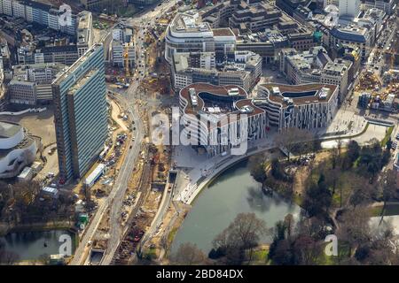 Dreischeibenhaus, bâtiment administratif de Düsseldorf de la société sidérurgique Thyssen, théâtre de Düsseldorf et Koe Bogen, 24.02.2014, vue aérienne, Allemagne, Rhénanie-du-Nord-Westphalie, Bas-Rhin, Düsseldorf Banque D'Images