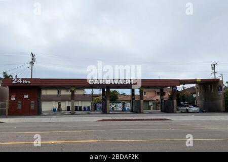 CALIFORNIE, ÉTATS-UNIS. 7 avril 2020. Vue générale de Ben's car Wash au milieu de la pandémie mondiale de COVID-19 du coronavirus, mardi 7 avril 2020, à Los Angeles, Californie, États-Unis. (Photo de IOS/Espa-Images) crédit: Agence européenne de photo sportive/Alay Live News Banque D'Images