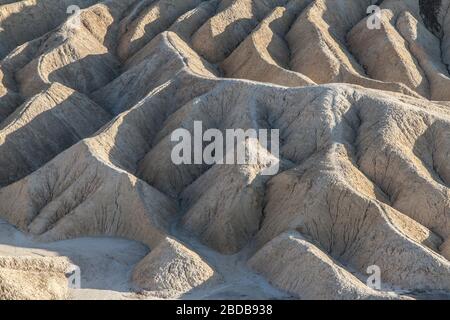 Relief érosional à Zabriskie point dans le parc national de la Vallée de la mort, Californie, États-Unis. Banque D'Images