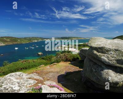 Vue de Tresco de Shipman Head Down, Bryher, Isles of Scilly. Banque D'Images