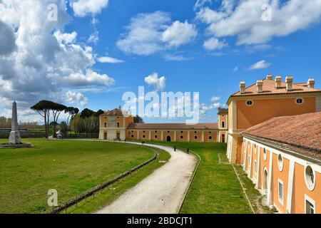 La façade du palais royal de Carditello dans la province de Naples, en Italie Banque D'Images