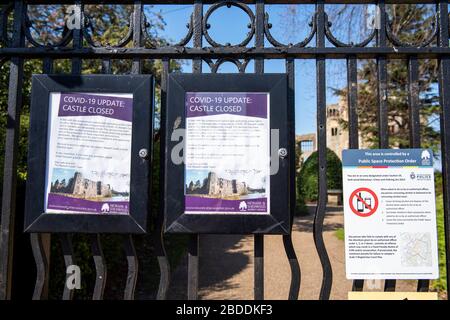 Castle Gardens fermé à Newark on Trent, capturé pendant le Lockdown de Covid-19, Notinghamshire Angleterre Royaume-Uni Banque D'Images