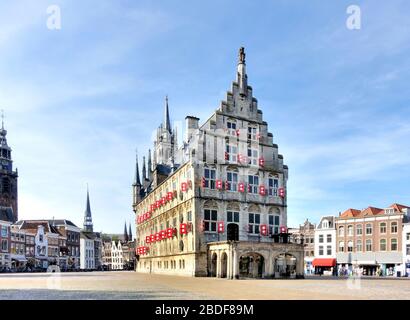 Gouda Stadhuis ou édifice du patrimoine de l'hôtel de ville situé sur Grote Markt, aux Pays-Bas Banque D'Images