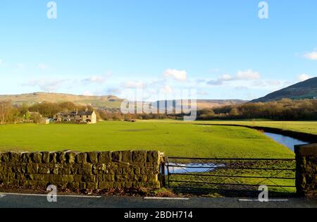 Ferme à Friezland dans le parc national du Peak District Banque D'Images