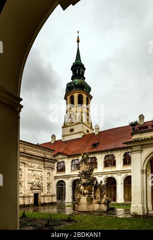 Église notre-Dame de Loreto au sanctuaire de Loreto (Loreta), destination de pèlerinage dans le district de Hradcany, République tchèque de Prague Banque D'Images