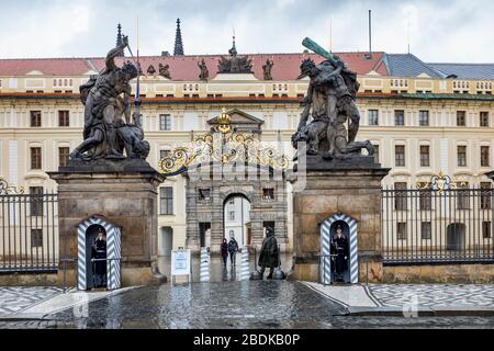 Portes du Château de Prague à Prague, République Tchèque Banque D'Images