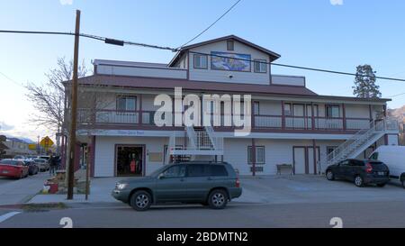 Whitney Portal Hostel dans le village historique de Lone Pine - LONE PINE CA, États-Unis - 29 MARS 2019 Banque D'Images