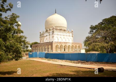 Le tombeau du Sultan Qutb Mulk a été construit en 1543. Image de photographie de sept tombes Banque D'Images