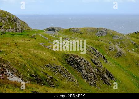 Le point nommé EIRE71 près de Slieve League, County Donegal, Irlande. Il a été utilisé comme point de référence. Banque D'Images