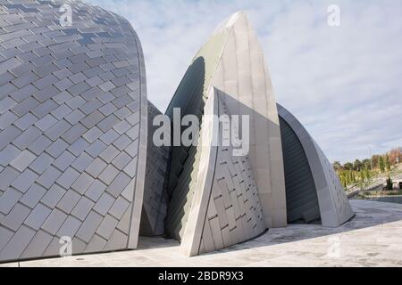 Le Centre islamique Rijeka, dans une banlieue de Rijeka, comté de Primorje-Gorski Kotar, Croatie. Ouvert en 2013 grâce à un don du Qatar Banque D'Images