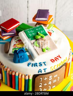 Gateau Pour Premier Jour D Ecole Photo Stock Alamy