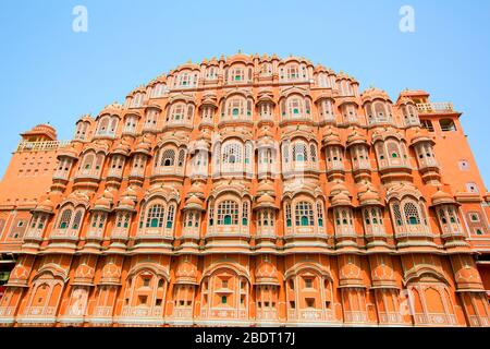 Hawa Mahal, Jaipur; Rajasthan; Inde,Hawa Mahal est un beau palais à Jaipur (ville rose), Palais des vents ou Palais de la Banque D'Images