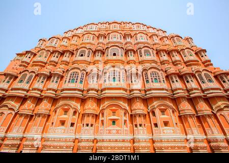 Hawa Mahal, Jaipur; Rajasthan; Inde,Hawa Mahal est un beau palais à Jaipur (ville rose), Palais des vents ou Palais de la Banque D'Images