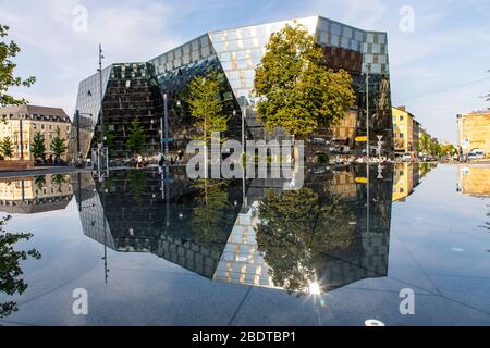 Bibliothèque universitaire Fribourg, nouveau bâtiment, à la Platz der UniversitŠt, Freiburg im Breisgau, Allemagne, Banque D'Images