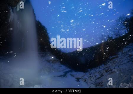 Kaaterskill Falls, les plus hautes chutes de New York en hiver Banque D'Images