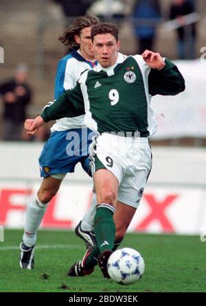 Stade Bieberer Berg Offenbach, Allemagne, 28.3.2000, Football, international amical: Allemagne A 2 (GER) contre Russie (RUS) 4:4 —Sean DUNDEE (GER) Banque D'Images