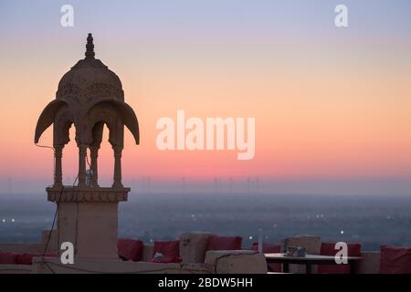 Vue sur le lever du soleil depuis Jaisalmer fort Rajasthan Inde