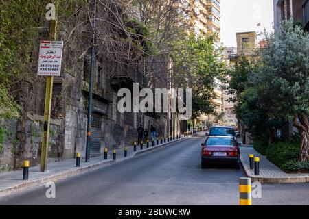 Beyrouth, Liban, 9 avril 2020, route vide à Beyrouth en raison des mesures prises contre le coronavirus, Hassan Chamoun/Alay Banque D'Images