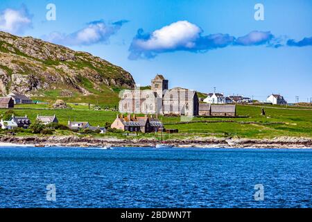 Environnement historique de l'abbaye d'Iona en Écosse Isle d'Iona dans l'Hébrides intérieures de l'Écosse, Royaume-Uni Banque D'Images