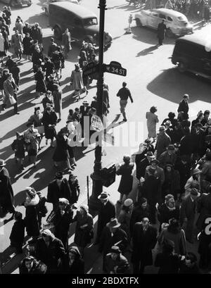 New York, Holiday Shoppers, 1945 Banque D'Images