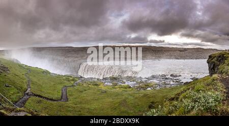 Cascade de Dettifoss dans la partie nord de l'Islande (sans les gens) Banque D'Images