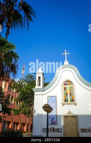 Mindelo/Cap-Vert - 20 août 2018 - petite église coloniale, Sao Vicente Banque D'Images