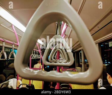 12 mai 2019-SINGAPOUR, SINGAPOUR : boucle grise de transport en commun à Singapour. Banque D'Images