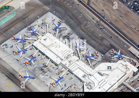 Los Angeles, Californie – 14 avril 2019 : Boeing 737 de Southwest Airlines terminal 1 à l'aéroport international de Los Angeles (LAX) en Californie. Banque D'Images