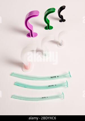 Williams Intubator, Berman Oral et Nasopharyngeal Airways Banque D'Images